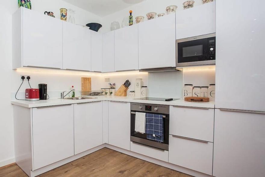 Fantastic Modern 2 Bedroom Flat in Lambeth