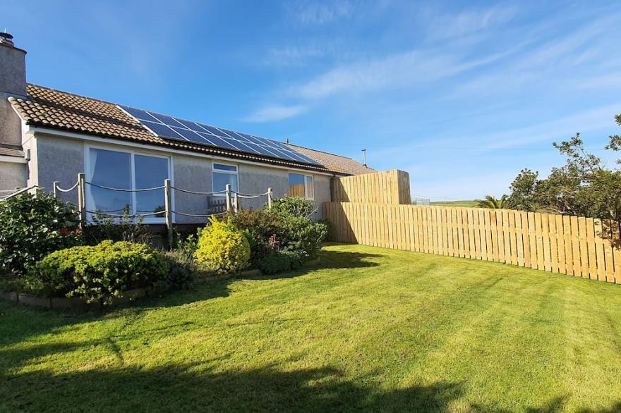 BRAMBLES, family friendly, character holiday cottage in Mevagissey