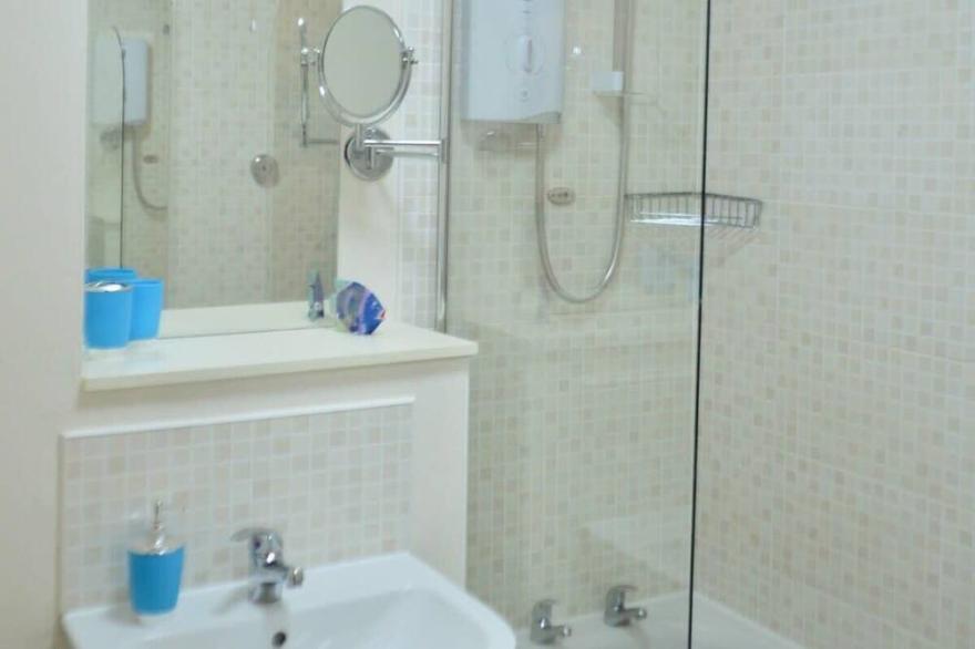 Gorgeous 2 Bedroom Apartment in Converted Church