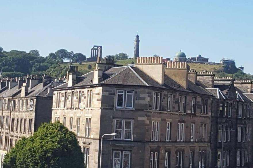 Newly Furnished 2 Bedroom Apartment on Leith Walk