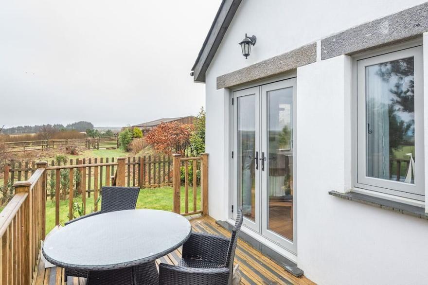 Sundowners, sleeps two accepts pets near Boscastle