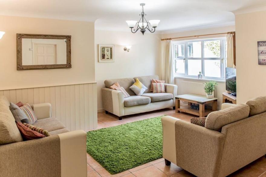 Pass the Keys | Spacious Cottage in Ceredigion - Sleeps 6