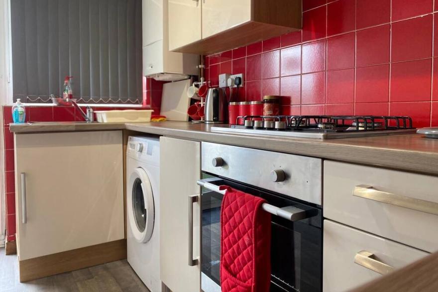 Lovely 2-Bed Apartment in Solihull