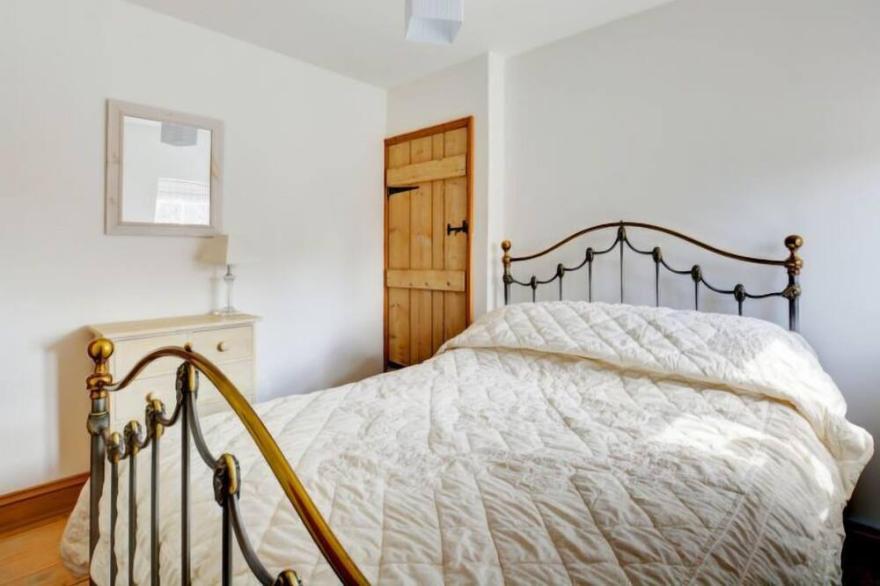Vacation home 18 The Green in Fakenham - 5 persons, 3 bedrooms