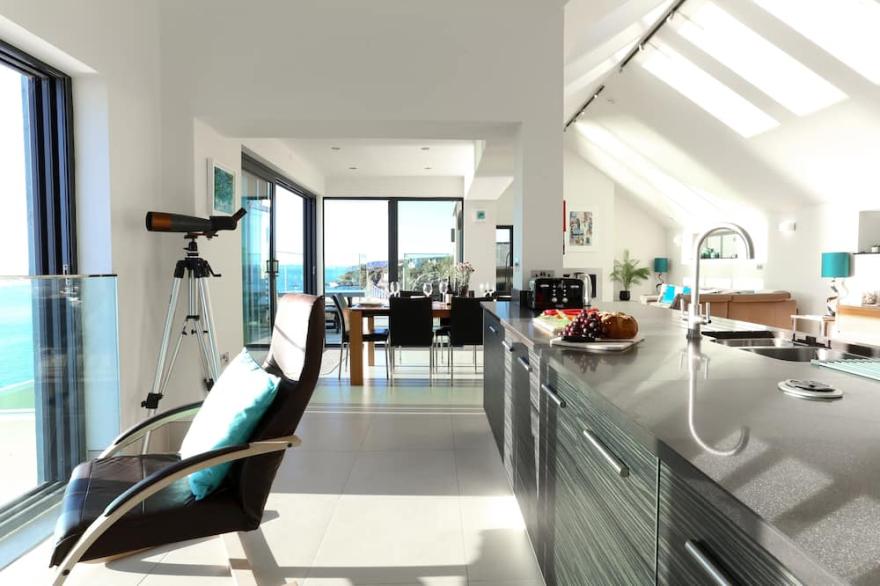 Song of the Sea - Panoramic sea views from this luxury holiday home