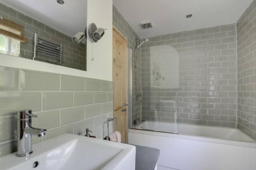Vacation home Rock House in Barnstaple and Braunton - 8 persons, 4 bedrooms
