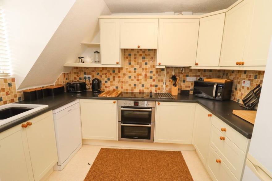 SECOND COTTAGE, romantic in Stow-On-The-Wold