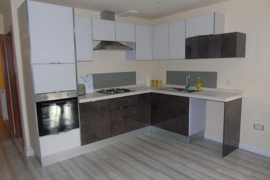 Lovely 1-Bed Apartment in Bolton