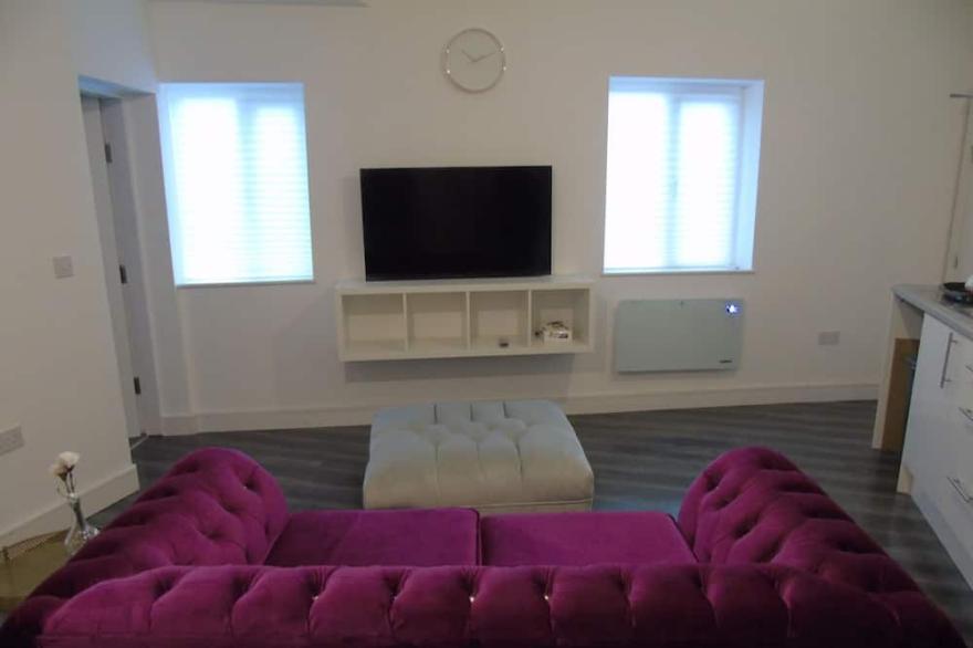 Inviting 1-Bed Ground Floor Apartment in Bolton