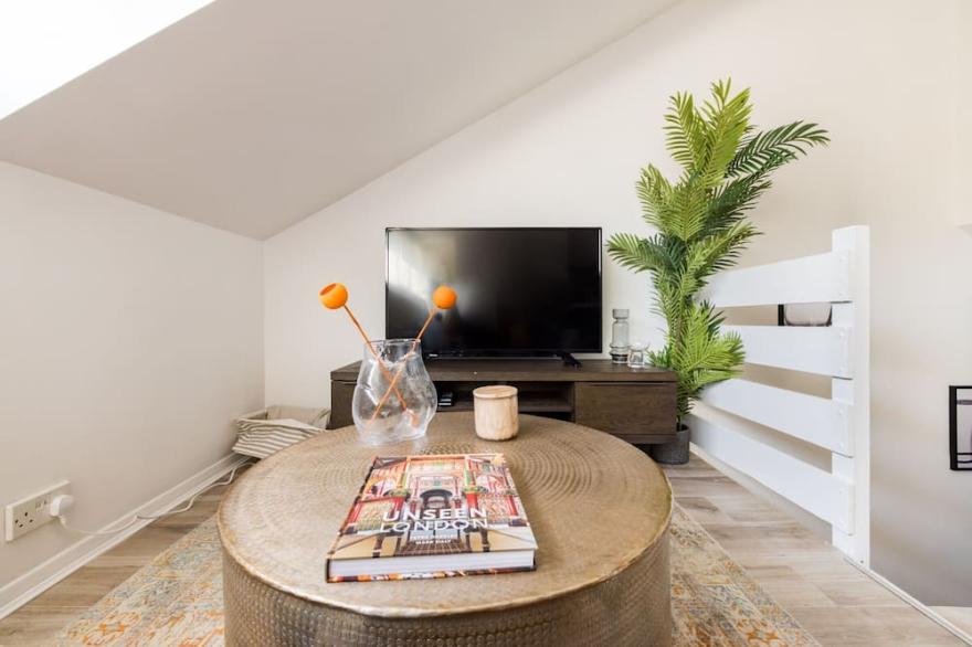 The West Hampstead Retreat - Modern & Bright 1BDR Apartment