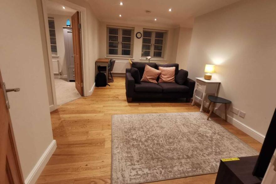 Inviting No.9 - Park Place