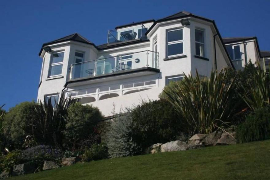 Apartment Portuan in Looe - 4 persons, 2 bedrooms