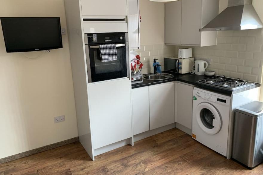Beautiful lovely  one bedroom flat  in Coventry