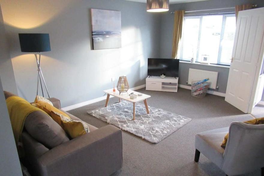 Delightful 3 bed house near the centre of Cheltenham