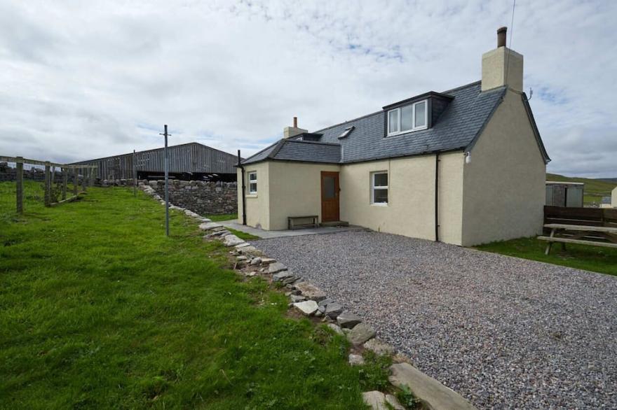 Highland House close to Beach with view of Balnakeil Bay