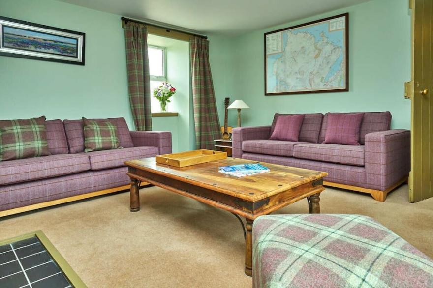 Highland House close to Beach with view of Balnakeil Bay