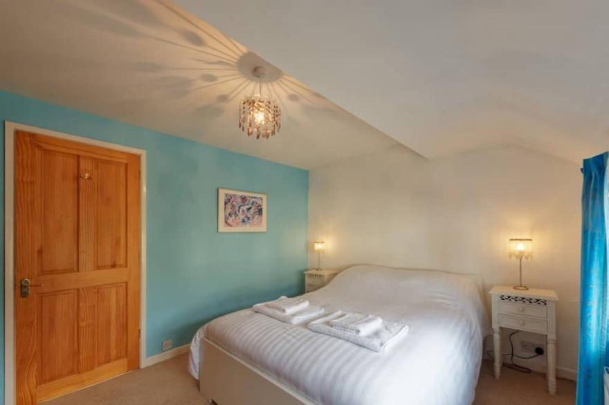 Pass the Keys | Beautiful 3 Bed Cottage in the Heart of Flookburgh