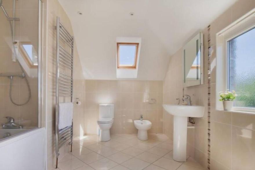 Vacation home Sunny in Torquay - 8 persons, 4 bedrooms