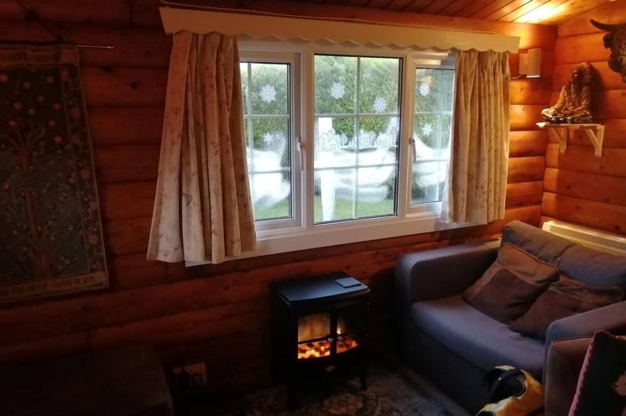 Eyri (Snowdonia) National Park self contained Norwegian Log Cabin