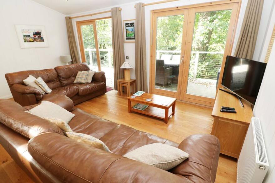 1 STONERUSH VALLEY, family friendly, with hot tub in Lanreath