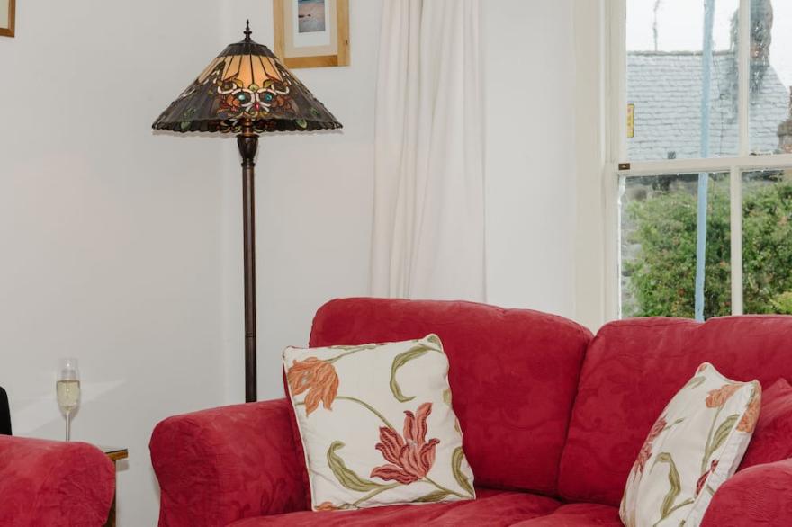 Traditional Fisherman's Cottage with 3 bedrooms