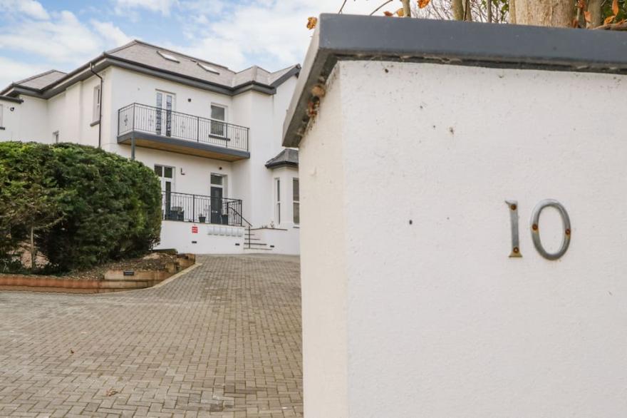 RIVIERA HEIGHTS, family friendly in Paignton