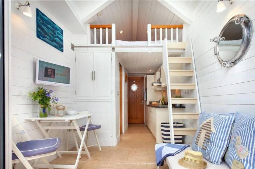 Vacation home Brenda in Torquay - 2 persons, 1 bedrooms