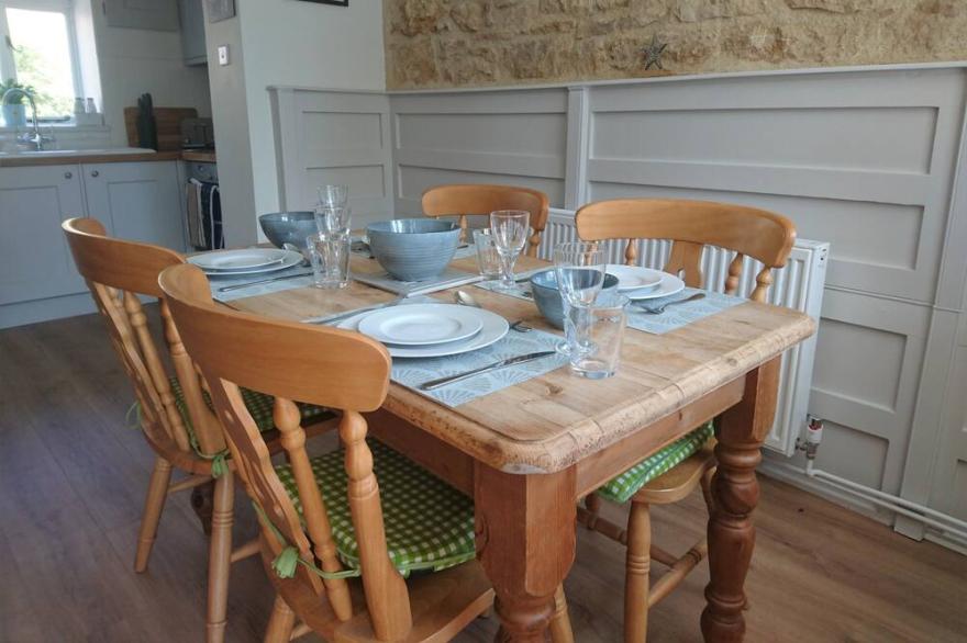 A cottage in Stow on the Wold quiet yet close town, garden & private parking.