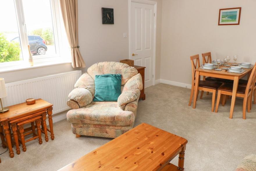 FLAT 4, family friendly, character holiday cottage in Solva