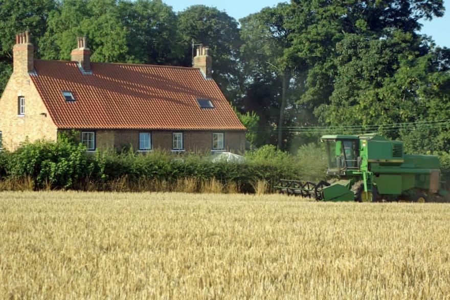 Dale Farm Holidays in the in the stunning Yorkshire Wolds near Filey Bay