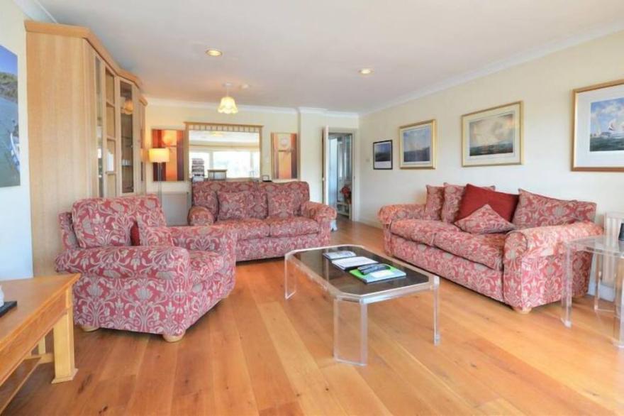 Vacation home Bight Boatyard in Dartmouth - 8 persons, 4 bedrooms