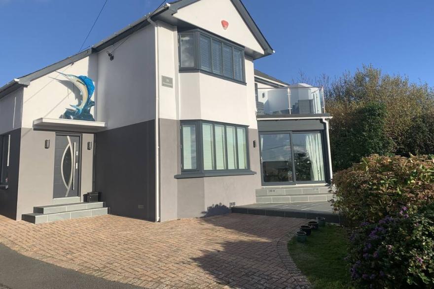 Homelands - 4 Bed | Sea Views | Coastal