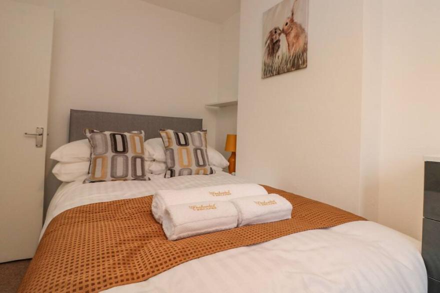 LLAMEDOS, pet friendly, character holiday cottage in Hunmanby