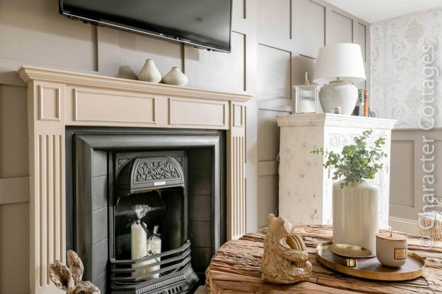 HOWMAN HOUSE, family friendly in Stow-On-The-Wold