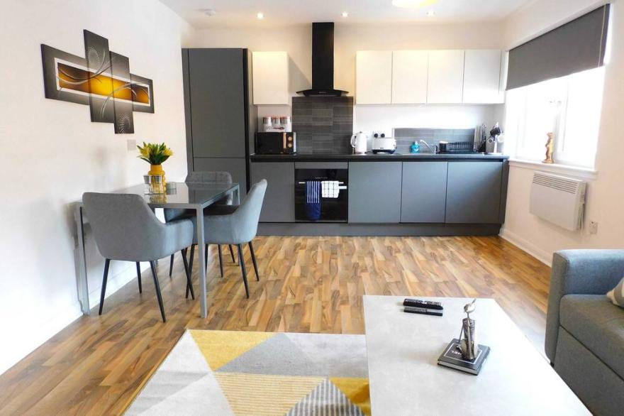 Newly refurbished 1 bed Apt in Hamilton  Close to station and local amenities