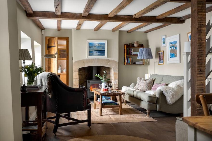 THE FORGE, pet friendly, with a garden in Upper Oddington