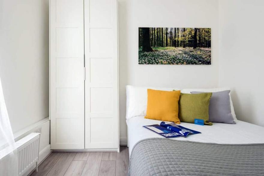 The Armadale Road Residence I