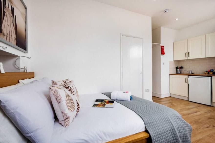 The Armadale Road Residence III