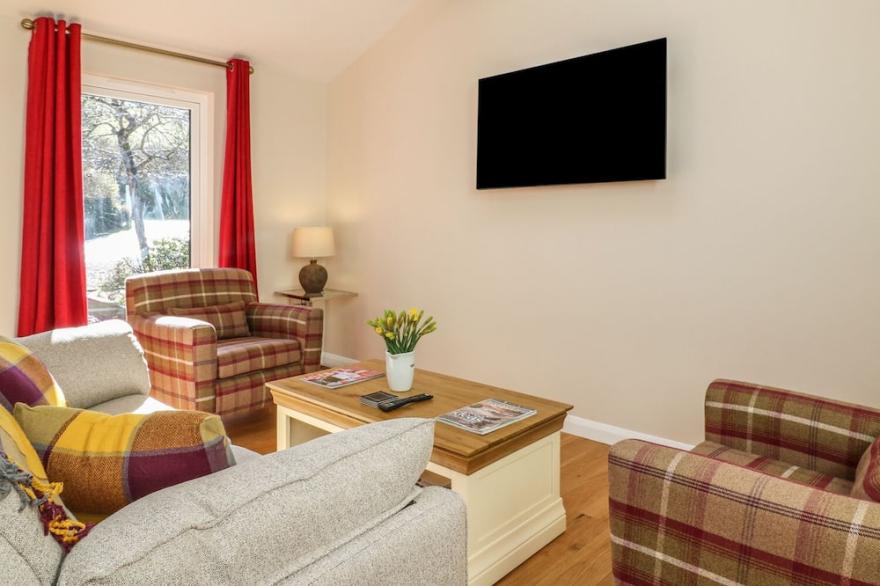 ZEAL COTTAGE, family friendly, with a garden in Crediton