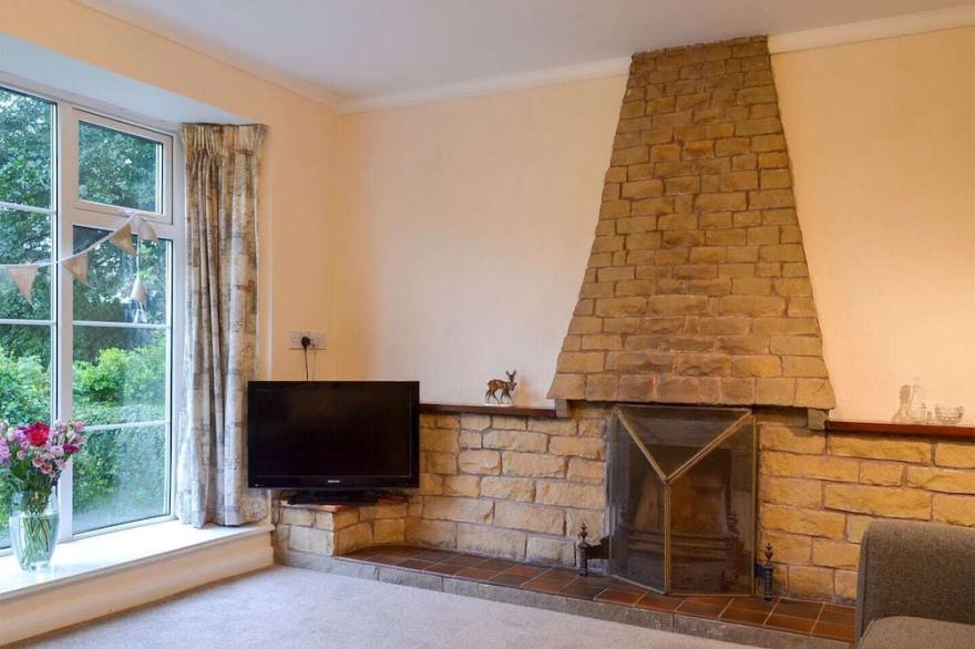 3 bedroom accommodation in Heath, near Chesterfield