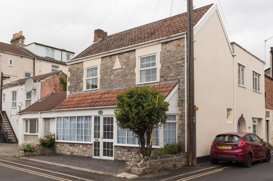 Beautiful 4BD Family Home Weston-super-mare