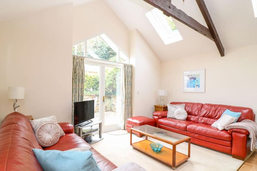 FERNGULLY, country holiday cottage, with a garden in St Columb Major