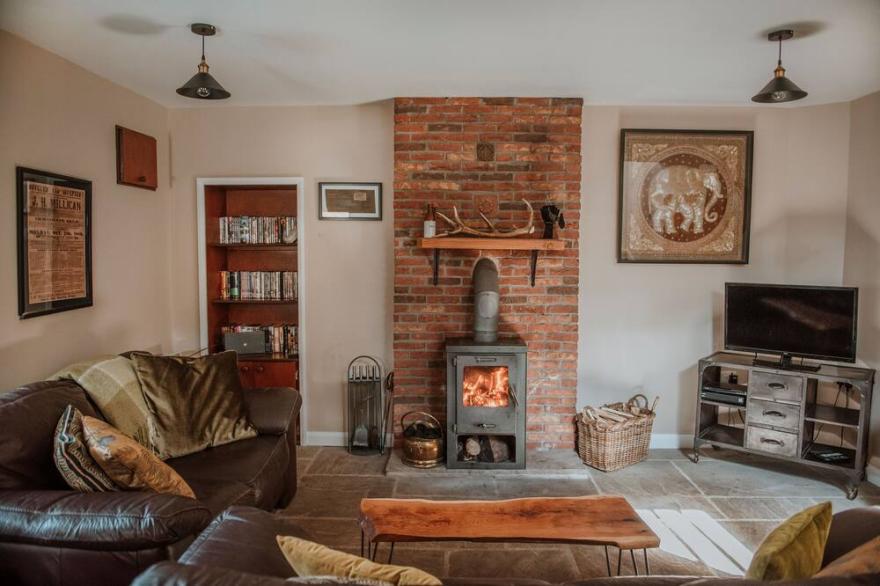 Gatecroft Barn & Spa, Garrigill. Cute, quirky pet friendly barn with private spa