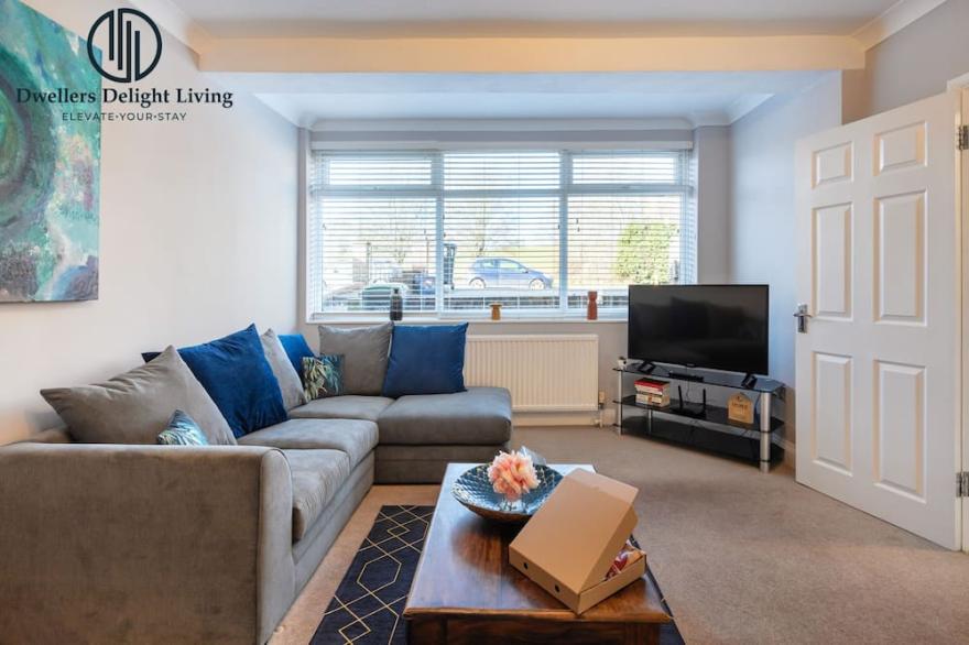 Modern 2 Bed House in Loughton/Essex