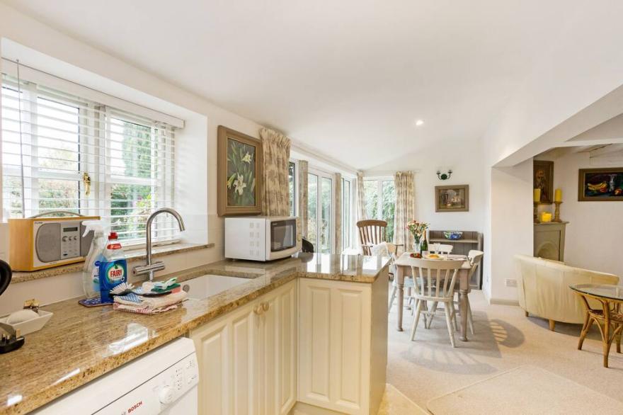Cornerstone Cottage -  a cotswold cottage that sleeps 2 guests  in 1 bedroom