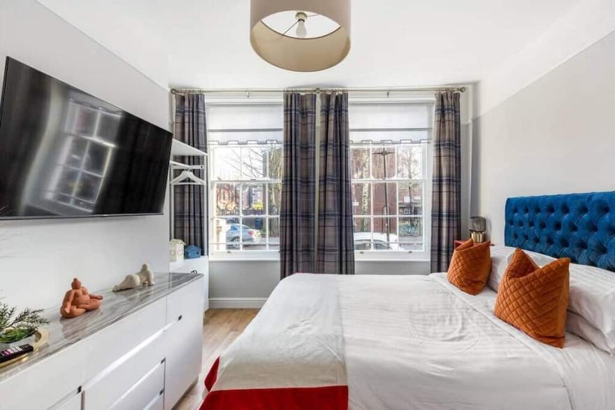 Impressive, Georgian Qtr apt, FREE Parking Sleep 4