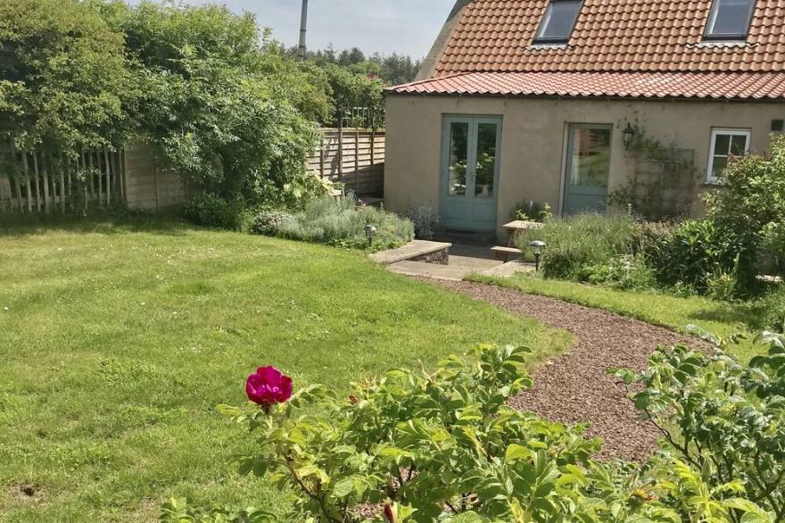 Stonelaws Holiday Cottages:  Muir Cottage