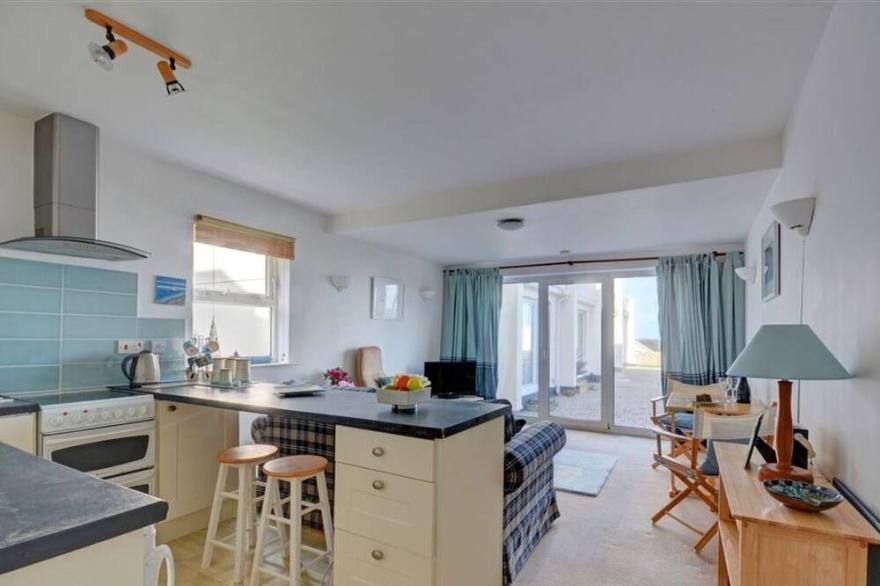 Cosy apartment for 2 people with TV and parking