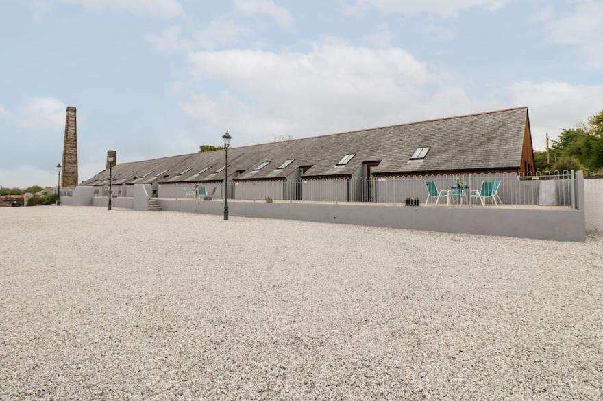 WHEAL PROSPER, pet friendly, character holiday cottage in St Austell