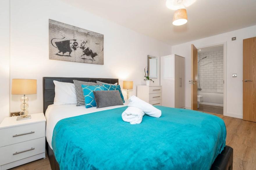 Luxury One Bed Apartment - JQ - Secure Parking